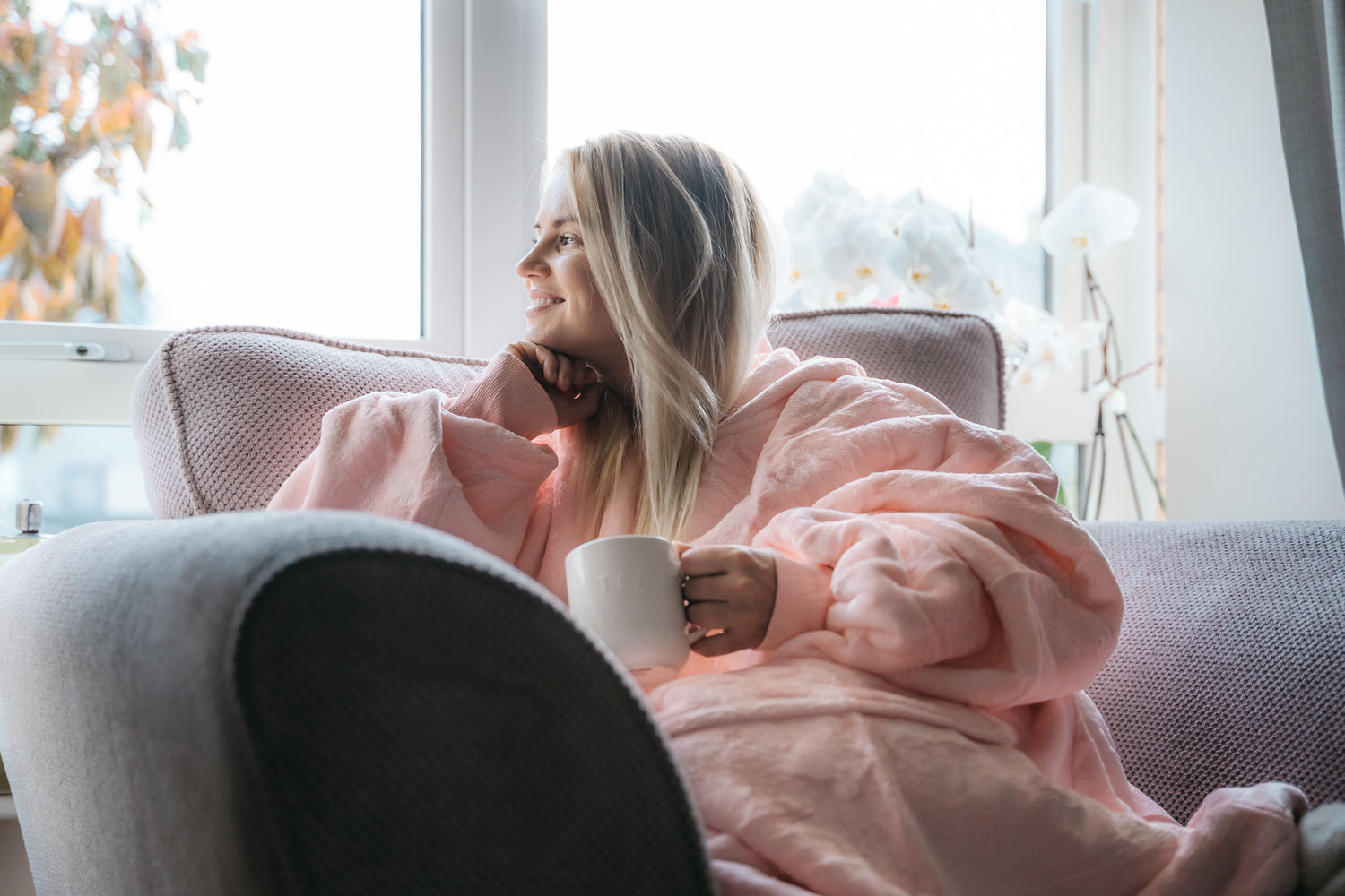 The Wooliee - Oversized Hoodie Blanket